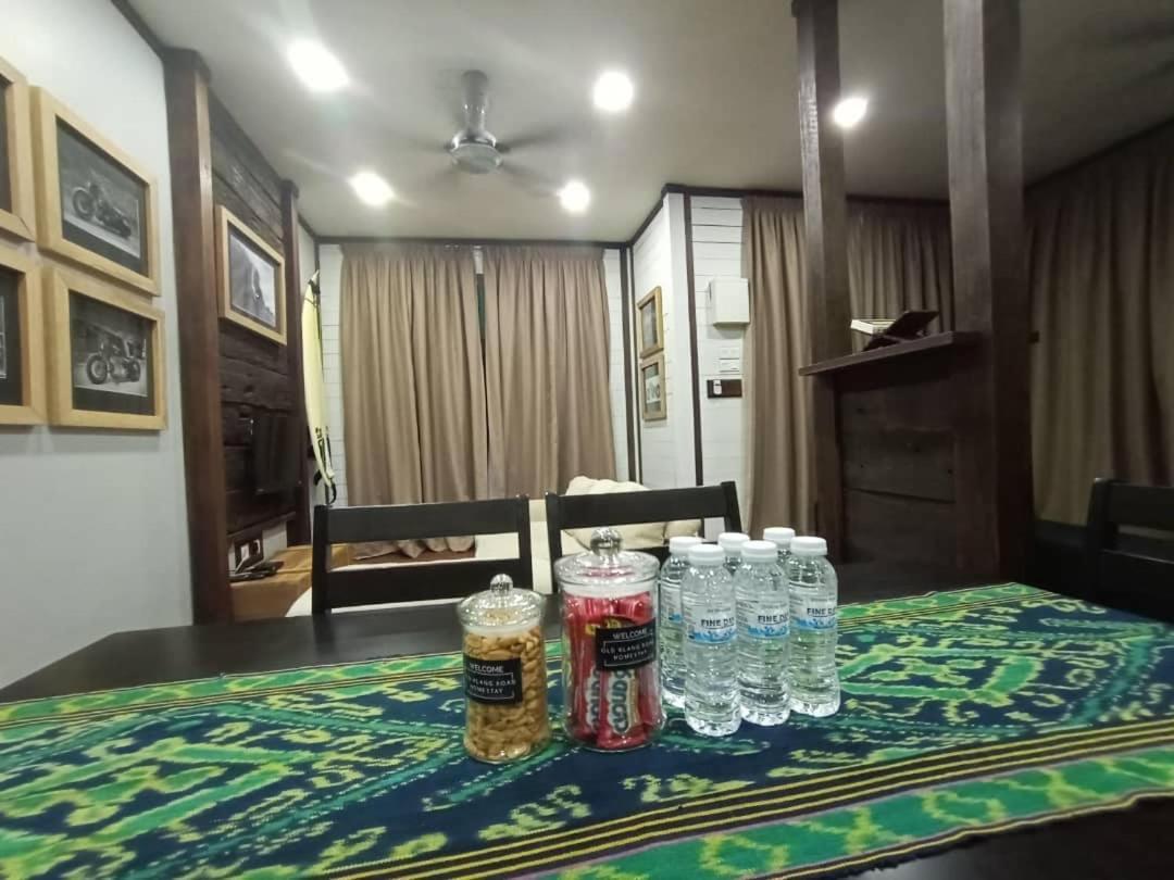 Old Klang Road Chalet *